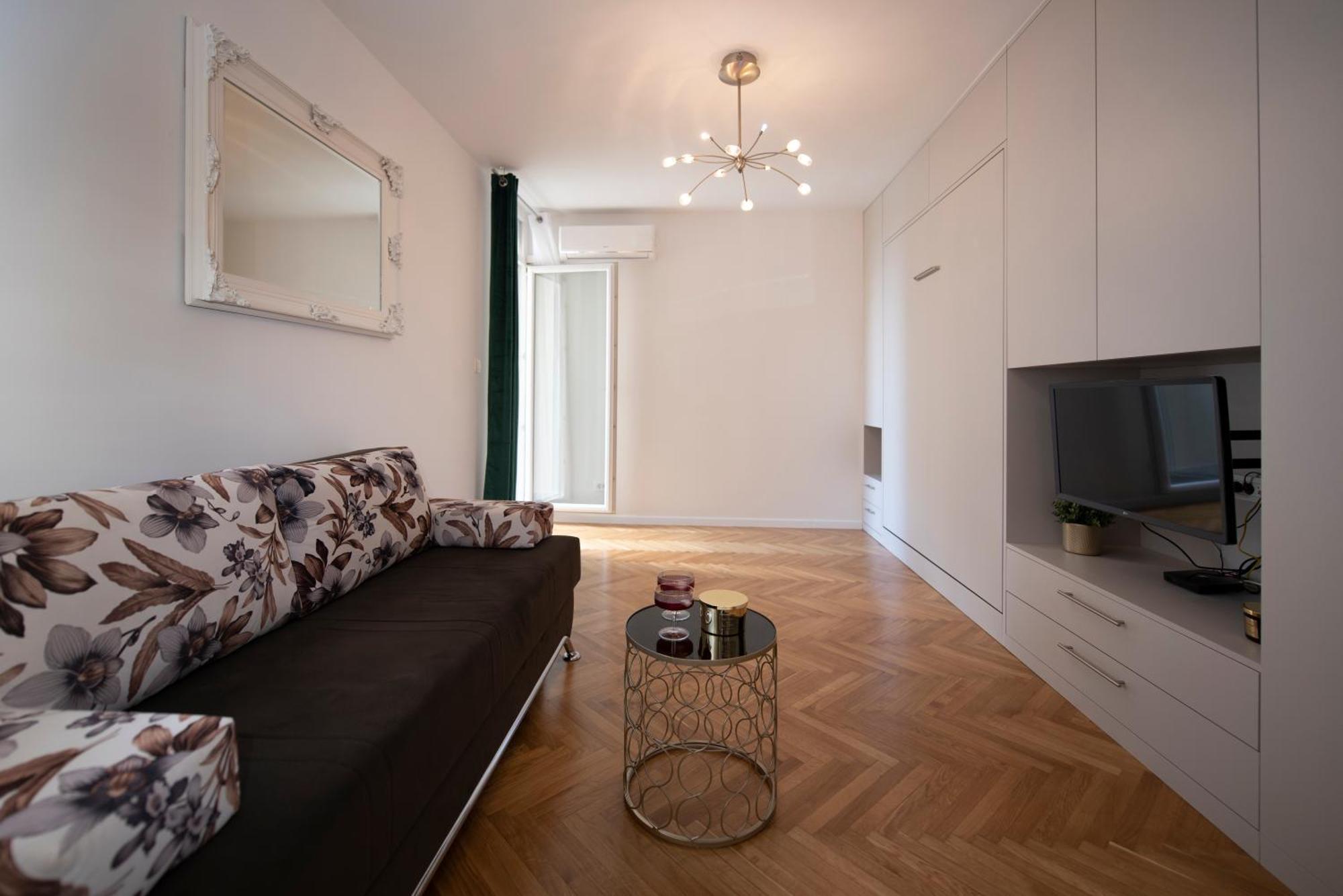Royal Elegance Apartman Split Buitenkant foto