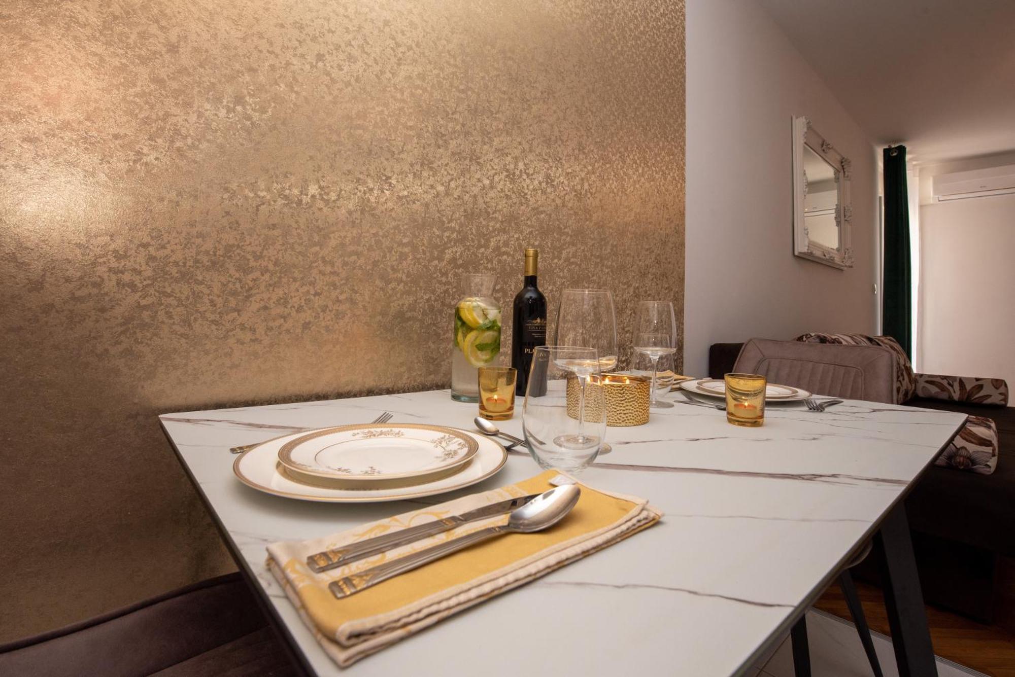 Royal Elegance Apartman Split Buitenkant foto